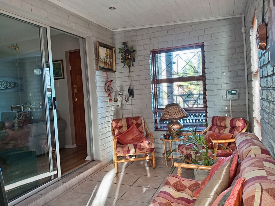 3 Bedroom Property for Sale in Strelitzia Park Eastern Cape